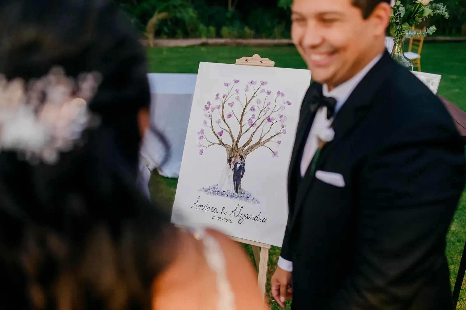 Árbol de huellas personalizado para un matrimonio